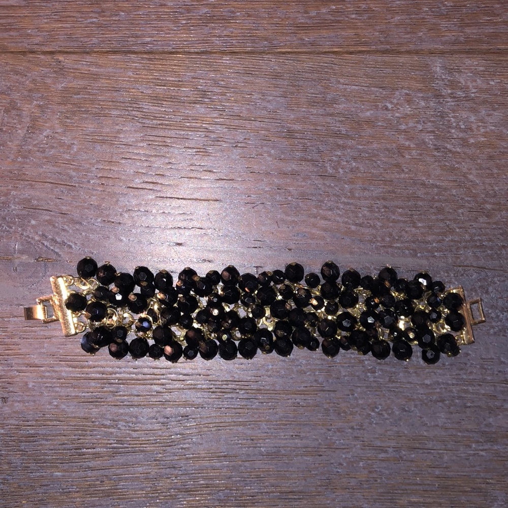 Womens beaded bracelet
